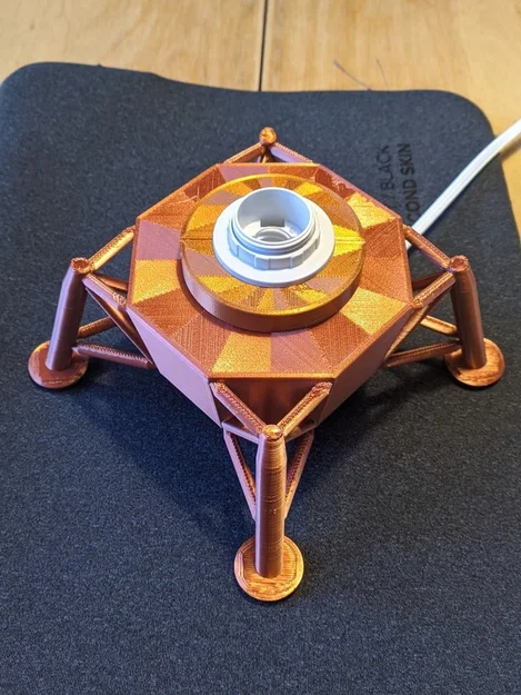 Đế lunar lander cho đèn Moon Lamp - Image 3