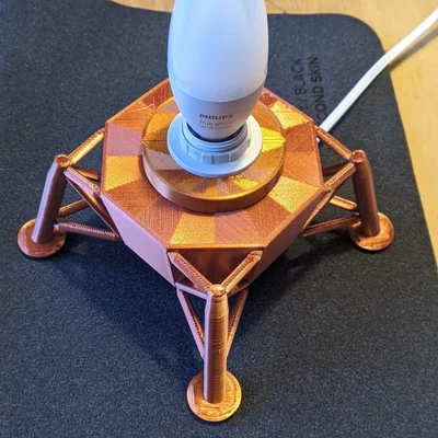 Đế lunar lander cho đèn Moon Lamp
