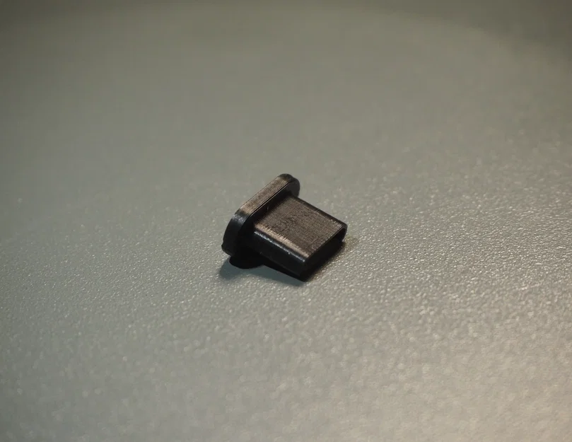 Nắp đậy chống bụi cổng sạc USB-C 3D siêu nhỏ gọn và tiện lợi - Image 2