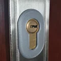 Ốp che ổ khóa Euro Cylinder (không dùng ốc vít) - Thumbnail 1