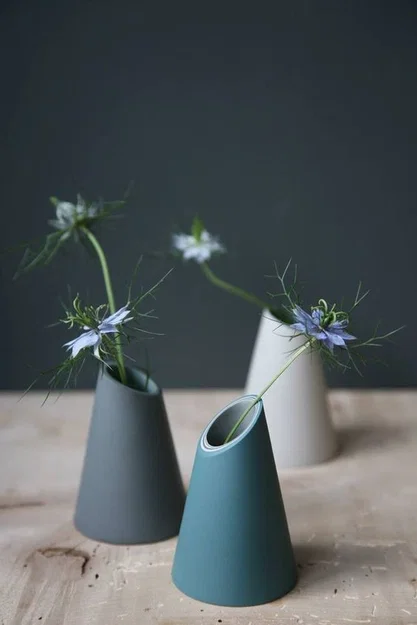 Mẫu lọ hoa 3D Con Vase: Thiết kế hiện đại tối giản cho không gian sống - Image 1
