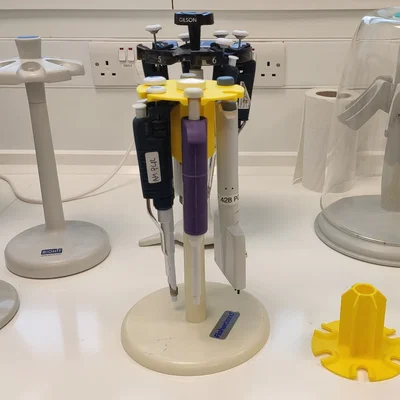Giá Đỡ Pipette Universal