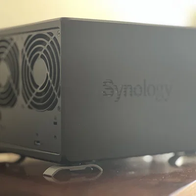 Synology NAS - Giảm tiếng lạch cạch (rattling noise suppression)