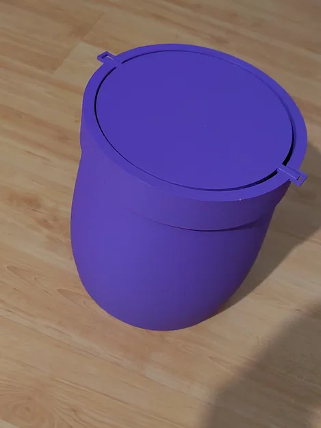 Thùng rác có nắp tự cân bằng tự đóng - Image 1