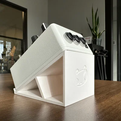 Kệ để pedal guitar Red Panda