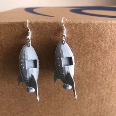 Bông tai mặt dây chuyền Tàu vũ trụ (Spaceship/Spacecraft) - Nave espacial