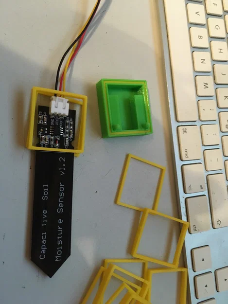 Hộp bảo vệ chống nước cho cảm biến độ ẩm đất (Soil Moisture Sensor V1.2) - Image 3