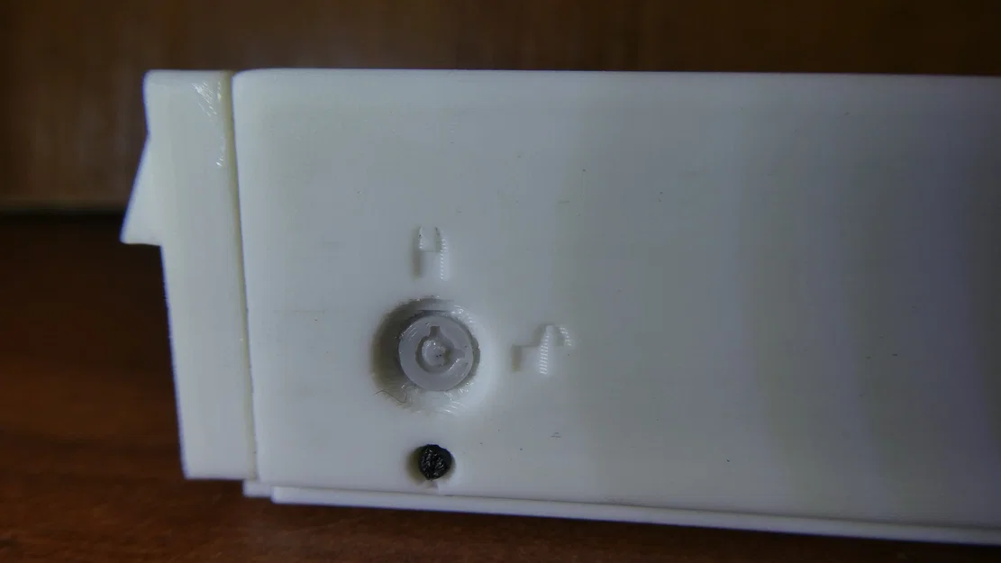 IBM PS/2 Model 30 286 (tỉ lệ 1:4, có hộp đựng đồ nhỏ) - Image 11