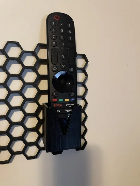 Giá treo tường 3D cho điều khiển tivi LG Magic Remote tiện lợi - Image 1