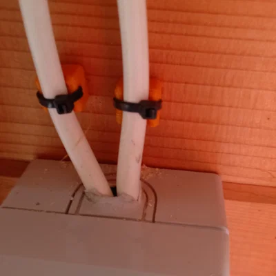 Cable Tie Mount tuỳ biến (FreeCAD) cho dây rút và ốc