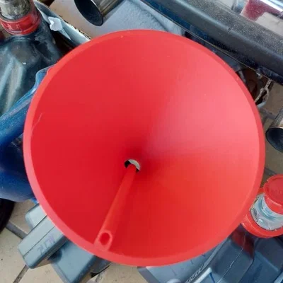 Phễu thay dầu nhớt chuyên dụng có lỗ thông hơi (Oil Canister Funnel)