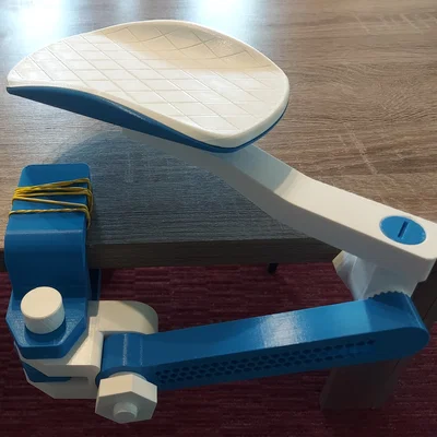Kê tay công thái học kèm giá giữ dụng cụ (Ergonomic Armrest with Tool Holder)