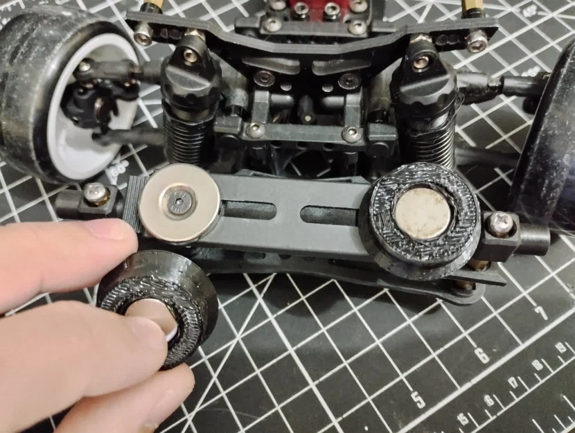Ngàm Gắn Vỏ Xe RC 1:10 Dẫn Hướng Bằng Nam Châm - Image 1