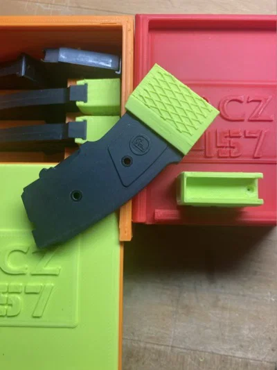 Đế băng đạn CZ455/452/512 (Magazine Baseplate) - Image 1