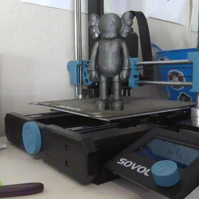 Mô hình trang trí KAWS Companion 3D in ấn tại nhà cực chất