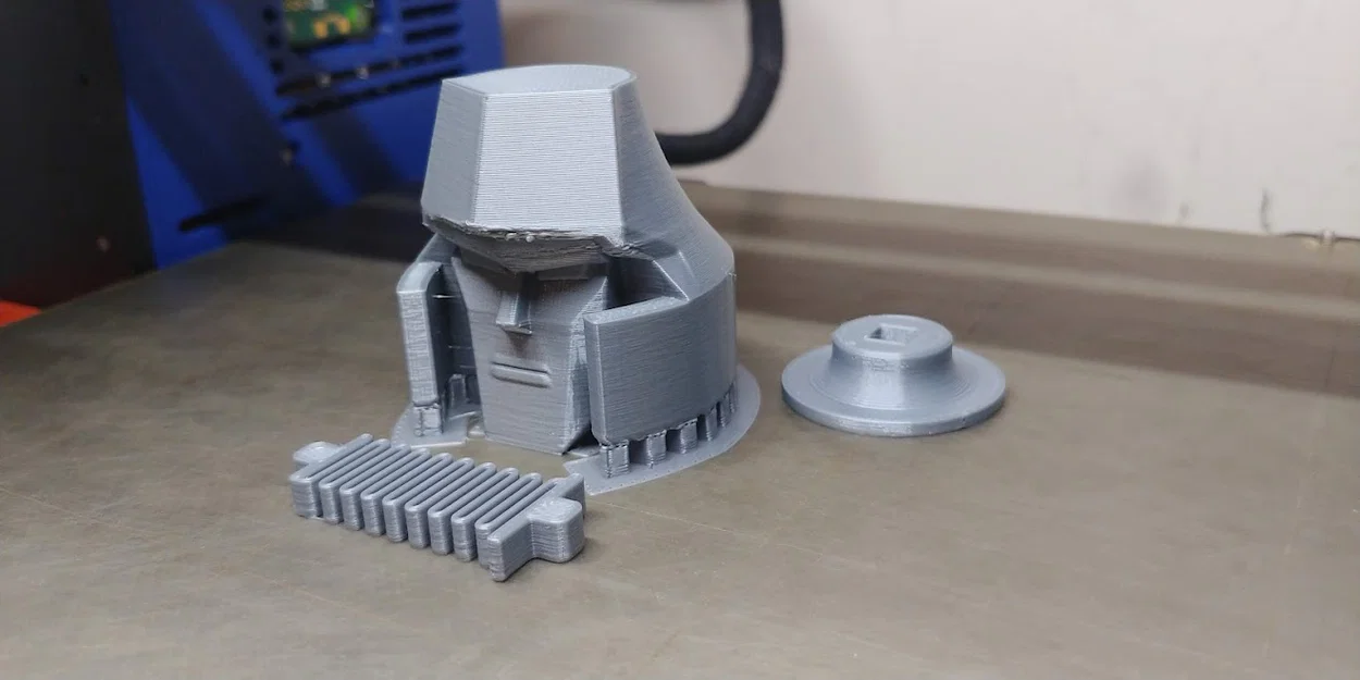 Transformers Decepticon Megatron Bobblehead (Đầu lắc lư Megatron) - Image 2