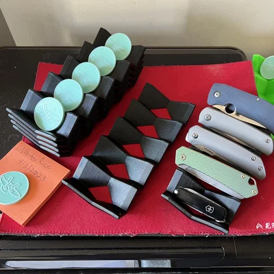 Khay Trưng Bày Dao EDC (Knife Display Tray) In 3D Gọn Gàng