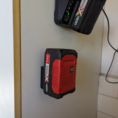Hai giá đỡ pin đơn Ozito (Ozito Two Single Battery holders)