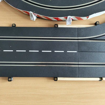 Giá đỡ đường đua Carrera Bahn (thấp & cao) / Carrera Track holders high & low