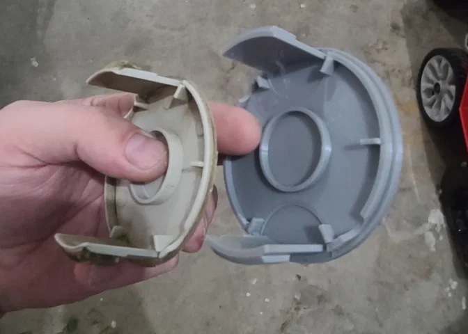 Nắp chụp đầu cắt cỏ Ryobi 18v thay thế (Auto Feed Cap) - Image 1