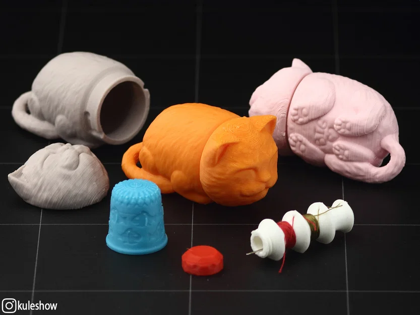 Hộp đựng kim chỉ hình Mèo ngủ (Sleeping Cat Needlecase) - Image 1