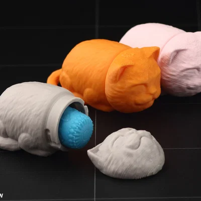 Hộp đựng kim chỉ hình Mèo ngủ (Sleeping Cat Needlecase)