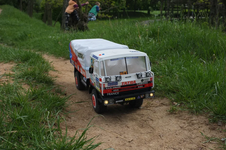 Mô hình xe tải RC Tatra T815 Dakar 1990 tỉ lệ 1:12 chi tiết - Image 4