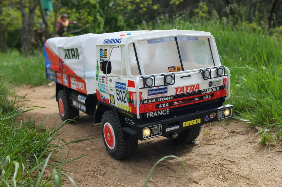 Mô hình xe tải RC Tatra T815 Dakar 1990 tỉ lệ 1:12 chi tiết - Image 5