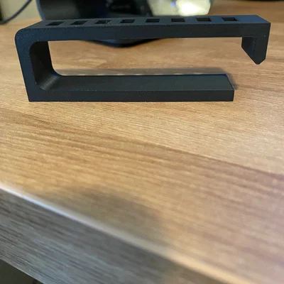 Kẹp quản lý dây cáp (Cable management clip)