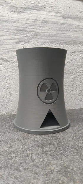 Tháp đổ xúc xắc hình tháp điện hạt nhân độc đáo - Image 2