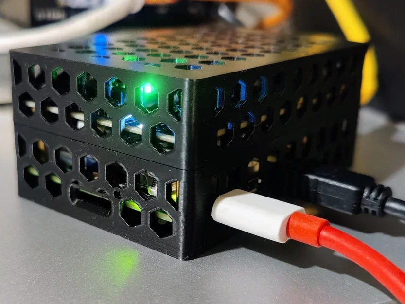 Vỏ case Raspberry Pi 5 cho GeeekPi M.2 NVME sang PCIe - Image 1