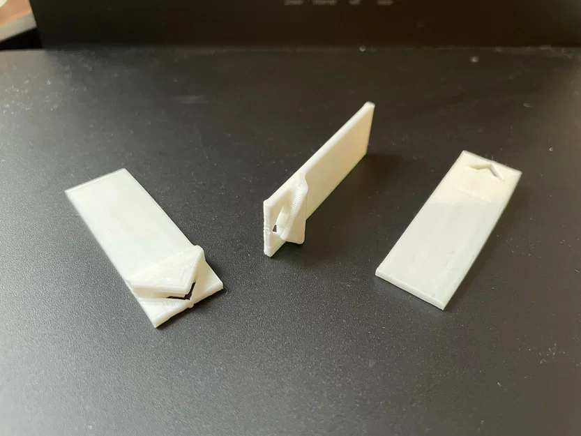 Móc treo tranh dùng miếng dán 3M Command - Image 2