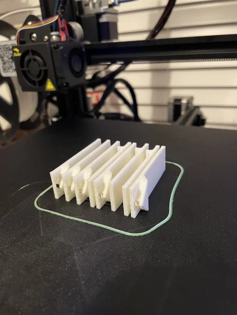 Móc treo tranh dùng miếng dán 3M Command - Image 3