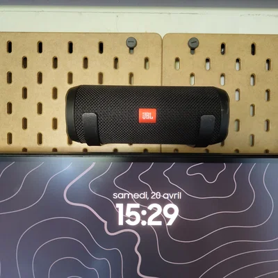 Giá treo loa JBL Flip 4 gắn tường SKADIS tiện lợi