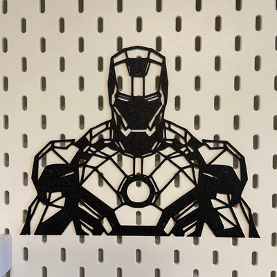 Tượng bán thân Ironman phong cách Low Poly Art