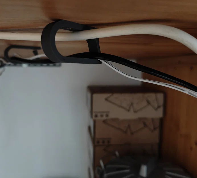 Kẹp Giữ Cáp Gắn Dưới Bàn - Image 4