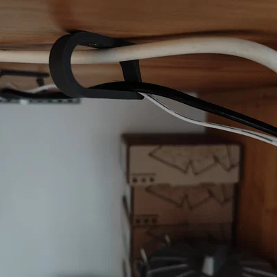 Kẹp Giữ Cáp Gắn Dưới Bàn