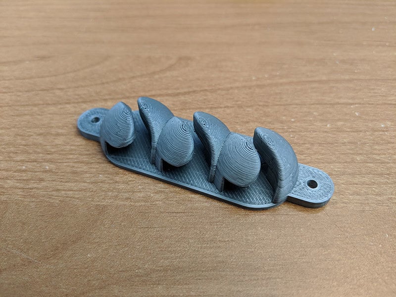 Kẹp giữ 3 sợi dây cáp - Image 2