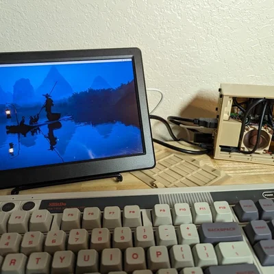 Vỏ Raspberry Pi 5 dạng tháp retro (Retro tower desktop)