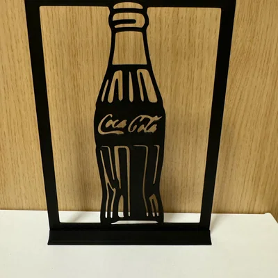 Mô hình trang trí để bàn hình chai Coca Cola nghệ thuật in 3D