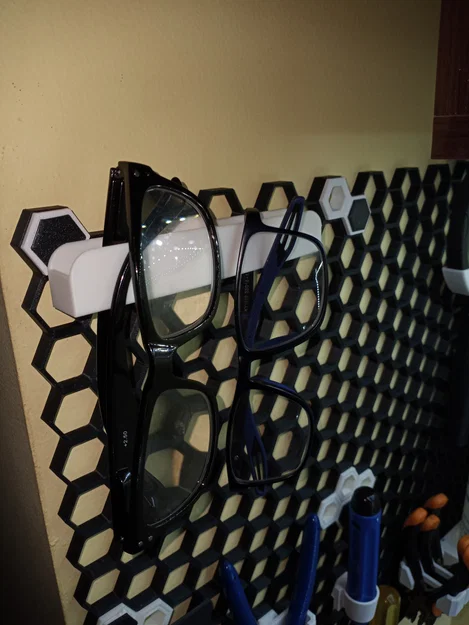 Giá treo kính mắt tiện lợi cho bảng Honeycomb Storage Wall - Image 3