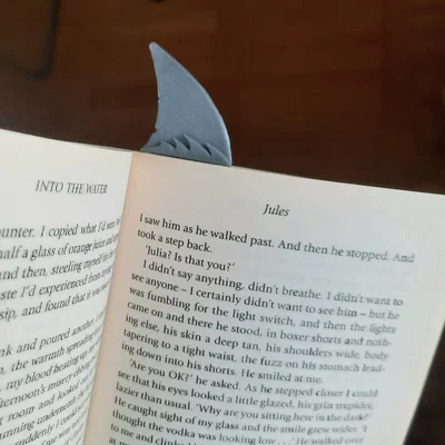 Bookmark hình vây cá mập (Shark Fin Bookmark) in 3D độc đáo
