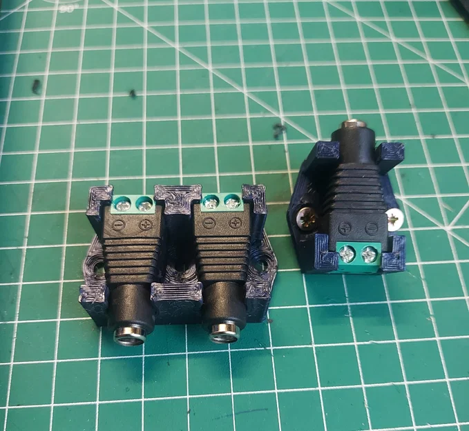 Đế giữ Jack nguồn DC (DC Power Jack Mount) tiện lợi và chắc chắn - Image 5
