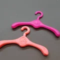 Móc treo quần áo cho Barbie - Thumbnail 1