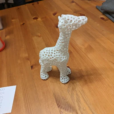 Voronoi Giraffe – Hươu cao cổ phong cách Voronoi