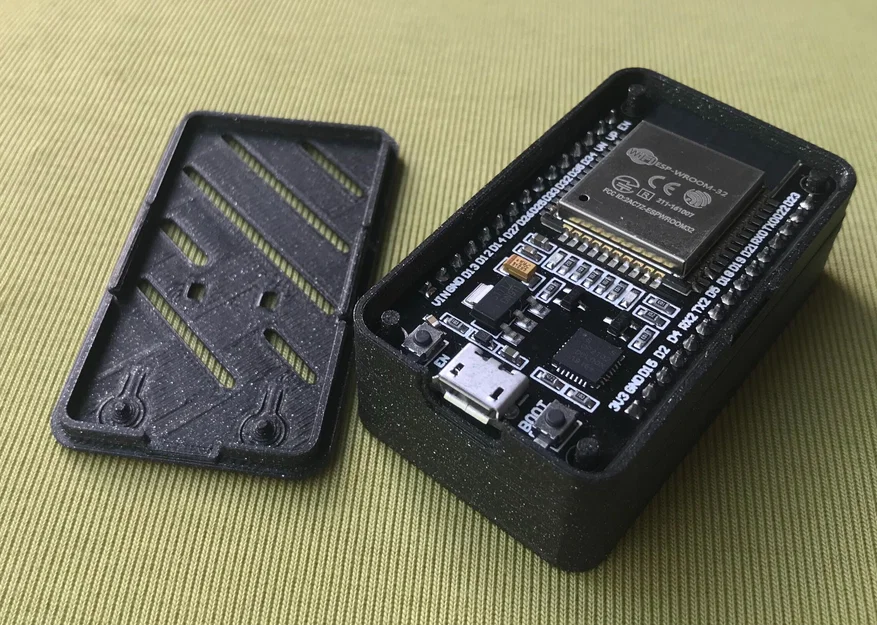 Vỏ ESP32 Devkit V1 “Chunky” - Image 2