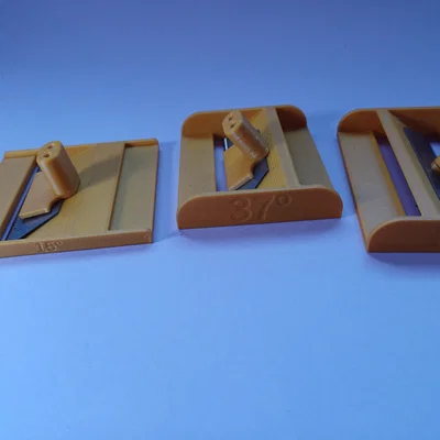 Plane hoặc Scraper Tool – OpenSCAD tùy biến