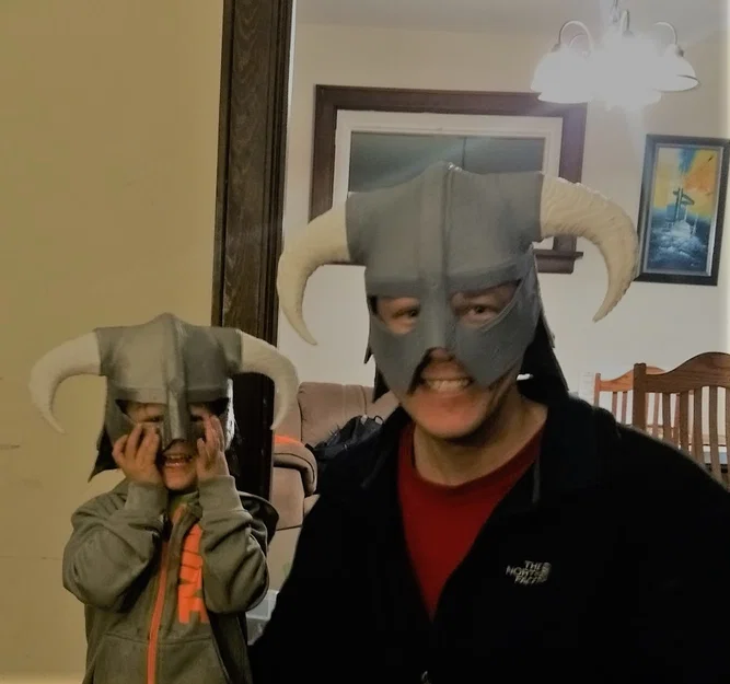 Dovahkiin Helm Reforged - Image 2