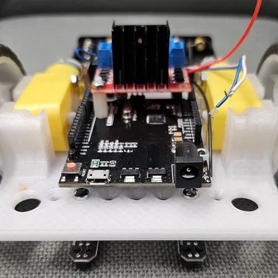 Robot dò line Arduino - khung chassis