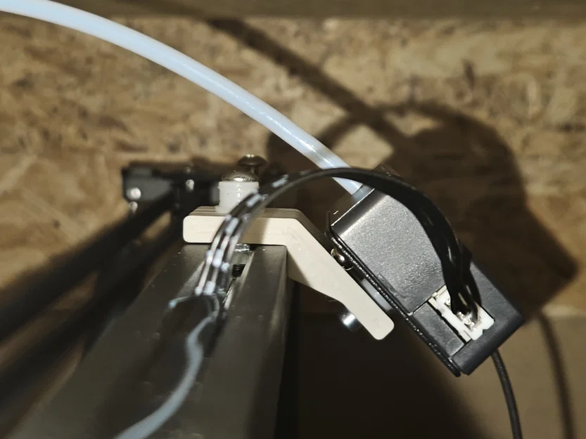 Elegoo Neptune 4 (Pro/Plus/Max): Bracket 45° cho cảm biến filament runout - Image 1